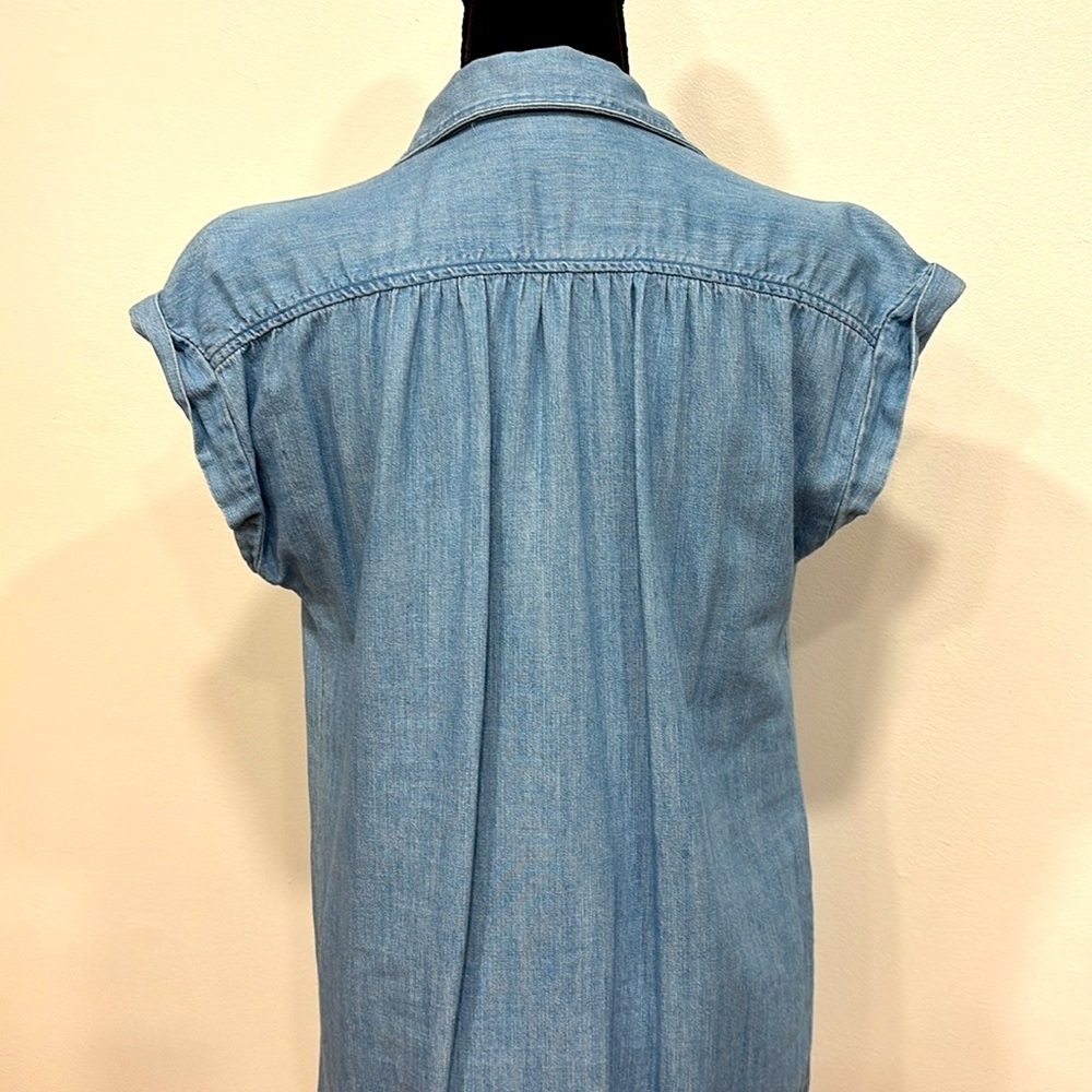 OLD NAVY Denim chambray Shirt Dress PS petite small. Will easily fit a small. - Picture 3 of 3